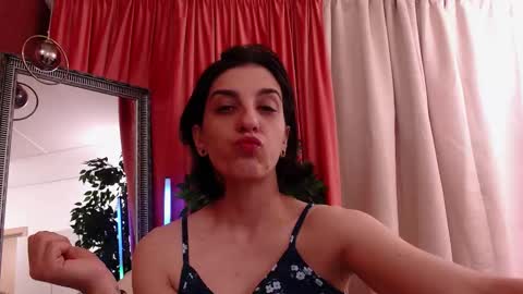 Snapshot of nat_ashax chatting on 10-22-25, 09:42 nat_ashax online show from 10-22-25, 09:42