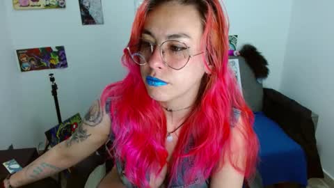 Snapshot of nat_lau chatting on 10-30-25, 11:49 Nat online show from 10-30-25, 11:49