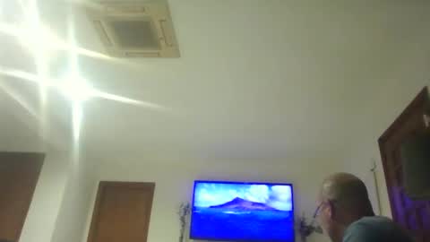 Snapshot of nata1974 chatting on 02-15-26, 01:35 nata1974 online show from 02-15-26, 01:35