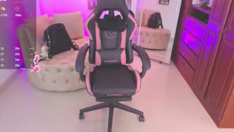 NATASHA online show from 09-29-25, 03:44