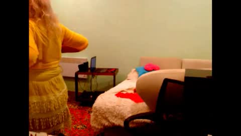 natali online show from 09-20-25, 05:14