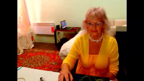 natali online show from 10-29-25, 07:43