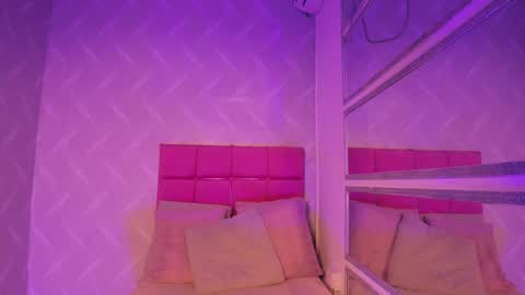 Naty  online show from 01-20-25, 12:28