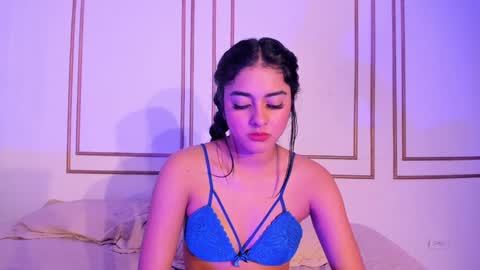 Naty  online show from 01-25-25, 06:35