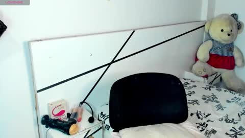 Snapshot of natalia_cb chatting on 03-04-25, 11:54 Natalia online show from 03-04-25, 11:54