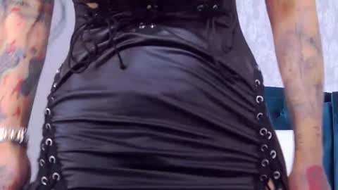 Snapshot of nataliacristal chatting on 10-14-25, 04:57 Natalia Cristal online show from 10-14-25, 04:57