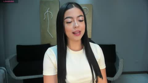 Snapshot of nataliagaret chatting on 11-18-25, 03:12 Nata online show from 11-18-25, 03:12