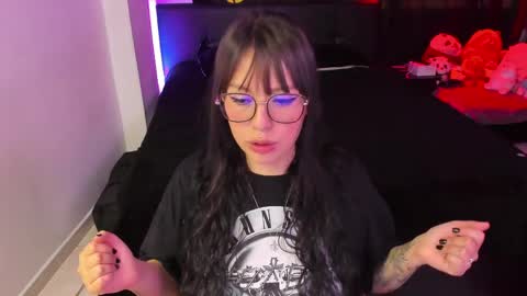 Natalia online show from 04-22-26, 10:33