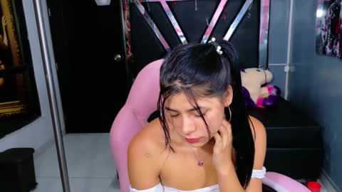 nataliatompsonx1 online show from 09-28-25, 12:32