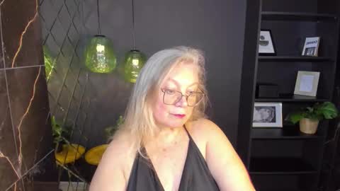 Snapshot of natalicloud chatting on 11-07-25, 01:33 NataliCloud online show from 11-07-25, 01:33