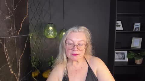 Snapshot of natalicloud chatting on 11-17-25, 01:17 NataliCloud online show from 11-17-25, 01:17