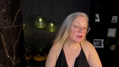 Snapshot of natalicloud chatting on 11-22-25, 01:54 NataliCloud online show from 11-22-25, 01:54