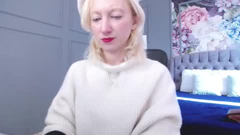 Natalie online show from 02-21-25, 07:34