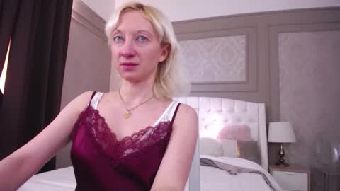 Natalie online show from 03-04-26, 10:54