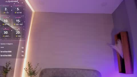 NATALIE BLAZE online show from 07-10-26, 12:04