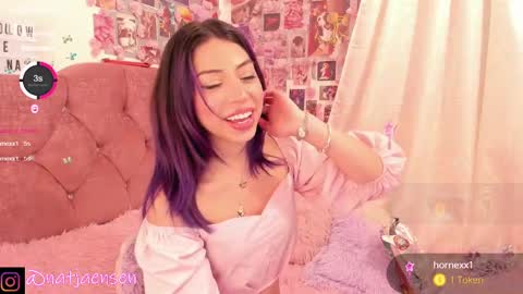 Snapshot of natalie_jaensen chatting on 12-24-24, 12:11       online show from 12-24-24, 12:11