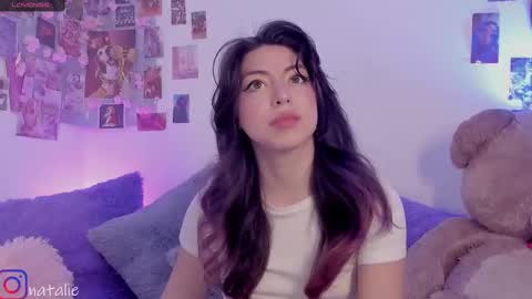 Snapshot of natalie_jaensen chatting on 09-22-25, 10:34       online show from 09-22-25, 10:34