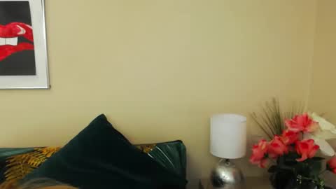 Snapshot of natalie_live chatting on 02-10-25, 07:15 NatalieSexy online show from 02-10-25, 07:15