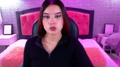 natalie  online show from 10-01-25, 03:01