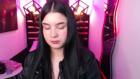 natalie  online show from 04-28-26, 08:14