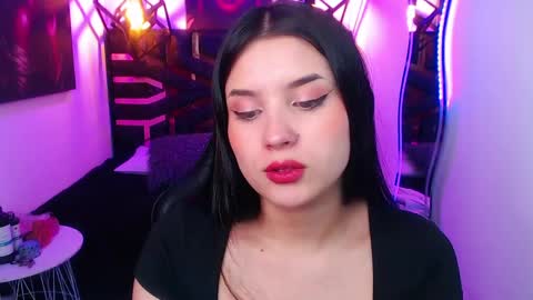 Snapshot of natalie_loffreda chatting on 05-21-26, 08:05 natalie online show from 05-21-26, 08:05