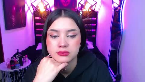 Snapshot of natalie_loffreda chatting on 05-29-26, 12:03 natalie online show from 05-29-26, 12:03
