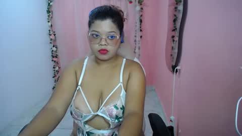 Snapshot of natalielabellex1 chatting on 09-13-25, 06:18 natalielabellex1 online show from 09-13-25, 06:18