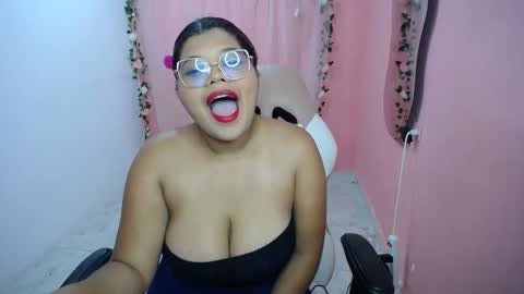 Snapshot of natalielabellex1 chatting on 09-28-25, 05:07 natalielabellex1 online show from 09-28-25, 05:07
