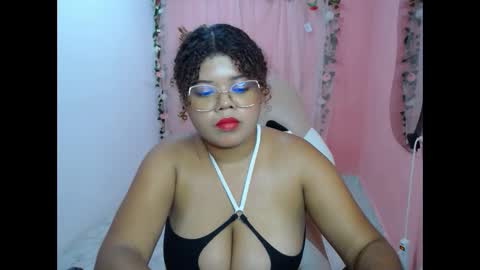 Snapshot of natalielabellex1 chatting on 10-08-25, 06:16 natalielabellex1 online show from 10-08-25, 06:16