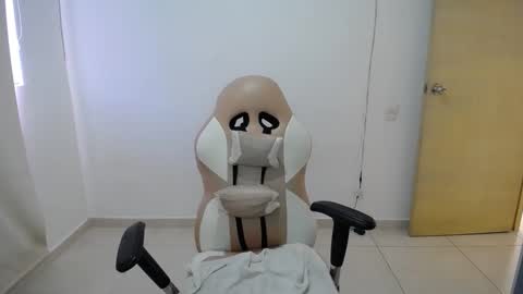 Snapshot of natalielabellex1 chatting on 12-05-25, 08:05 natalielabellex1 online show from 12-05-25, 08:05