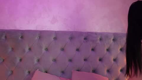 Natalie online show from 11-08-25, 02:34