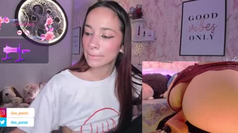 Snapshot of nataly_29 chatting on 12-14-24, 02:34 MissNatis online show from 12-14-24, 02:34