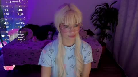 MissNatis online show from 04-08-26, 02:22