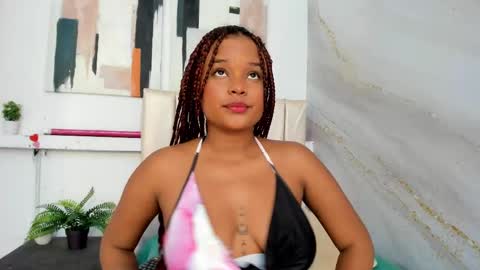 Snapshot of nataly_velez chatting on 09-21-25, 07:37 Naty online show from 09-21-25, 07:37