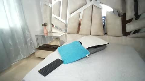 Snapshot of natalyefoster chatting on 12-30-24, 07:42 Natalye foster online show from 12-30-24, 07:42