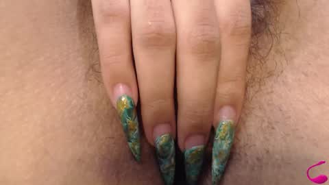 Snapshot of natalygreww chatting on 02-27-25, 05:04   online show from 02-27-25, 05:04