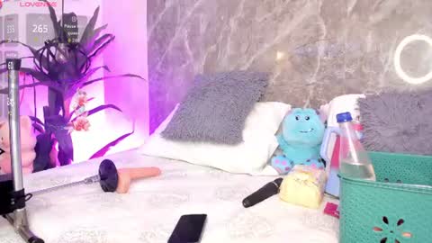 Megan online show from 07-04-26, 10:27