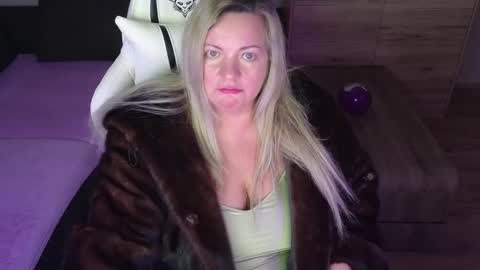 Natalli online show from 02-19-25, 11:36