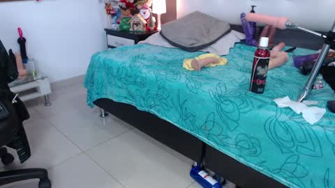 Natasha online show from 12-24-24, 01:59