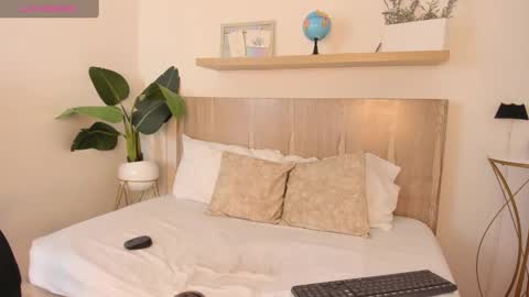 N A T A S H A online show from 12-29-24, 08:55