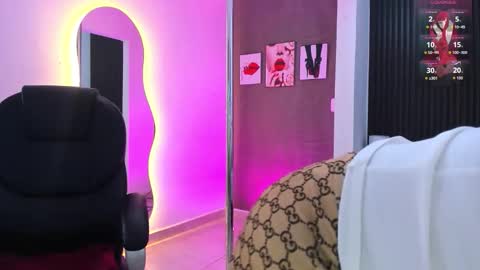 natasha online show from 11-21-25, 12:37