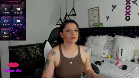 Natasha online show from 12-17-24, 04:12