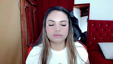 Snapshot of natasha__magics chatting on 11-30-25, 03:10 natasha__magics online show from 11-30-25, 03:10