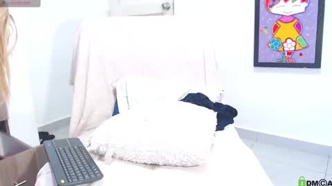 Natasha online show from 02-18-25, 12:15