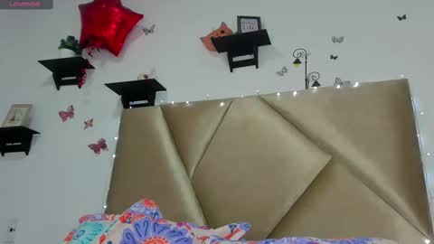 Snapshot of natasha_jurado chatting on 02-27-25, 02:42 N A T A S H A online show from 02-27-25, 02:42