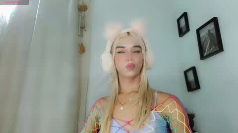 Natasha online show from 04-10-26, 11:53