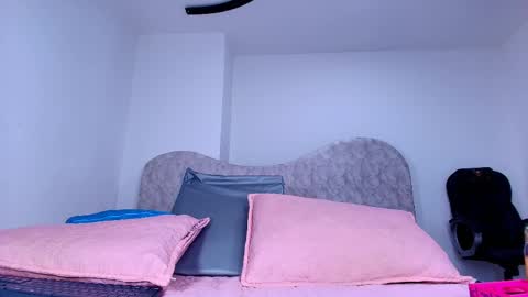 Snapshot of natasha_segura chatting on 05-09-26, 11:48 natasha_segura online show from 05-09-26, 11:48