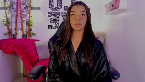 Natasha  online show from 04-08-26, 05:24