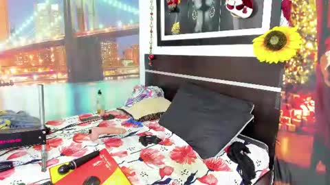 Snapshot of natashajimenez chatting on 01-07-25, 11:14 Natasha January 13 my Birthday online show from 01-07-25, 11:14