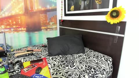 Snapshot of natashajimenez chatting on 01-08-25, 07:45 Natasha January 13 my Birthday online show from 01-08-25, 07:45